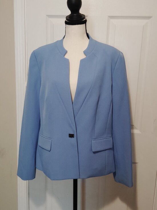Kasper Tops - Kasper Elegant Women's Open Front  Blazer Size 14P Blue, New Without tag.